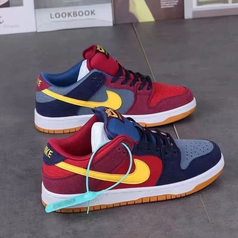 dunk red blue